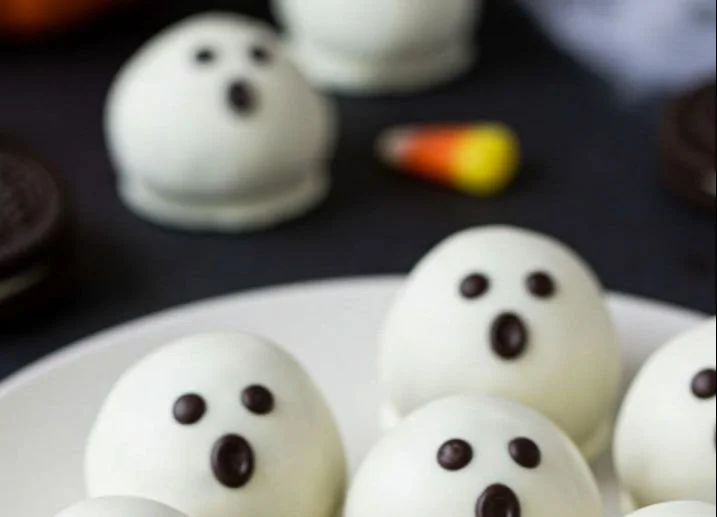 Ghost Themed Dessert Recipes for Halloween